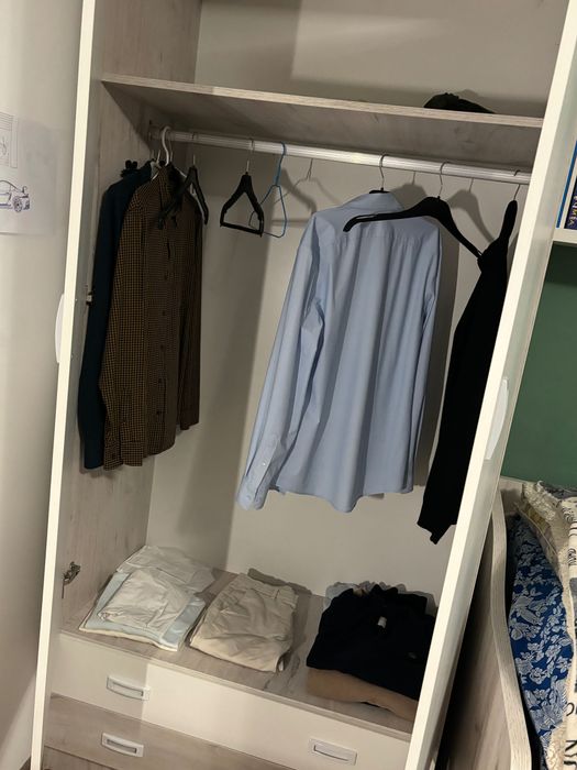 Dormitor copii/tineri . 2 paturi, 2 saltele, dulap