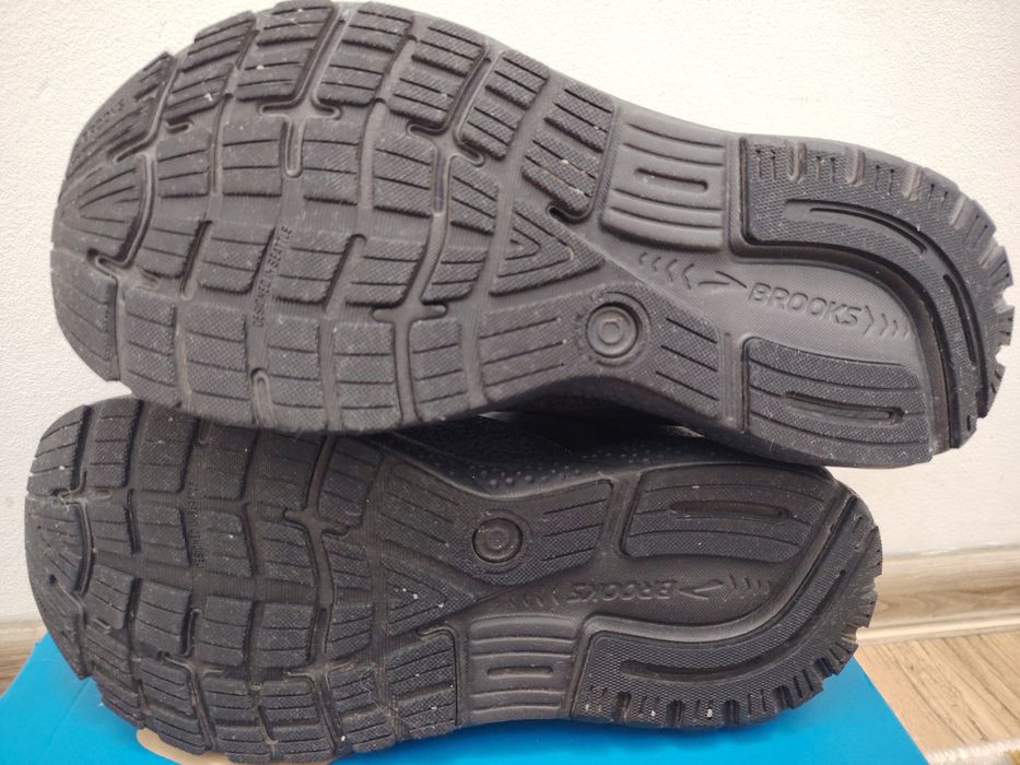 Adidași brooks ghost 16 gore-tex