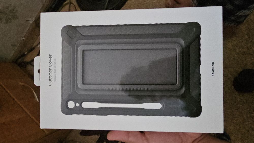 Чехол на планшет Galaxy Tab9