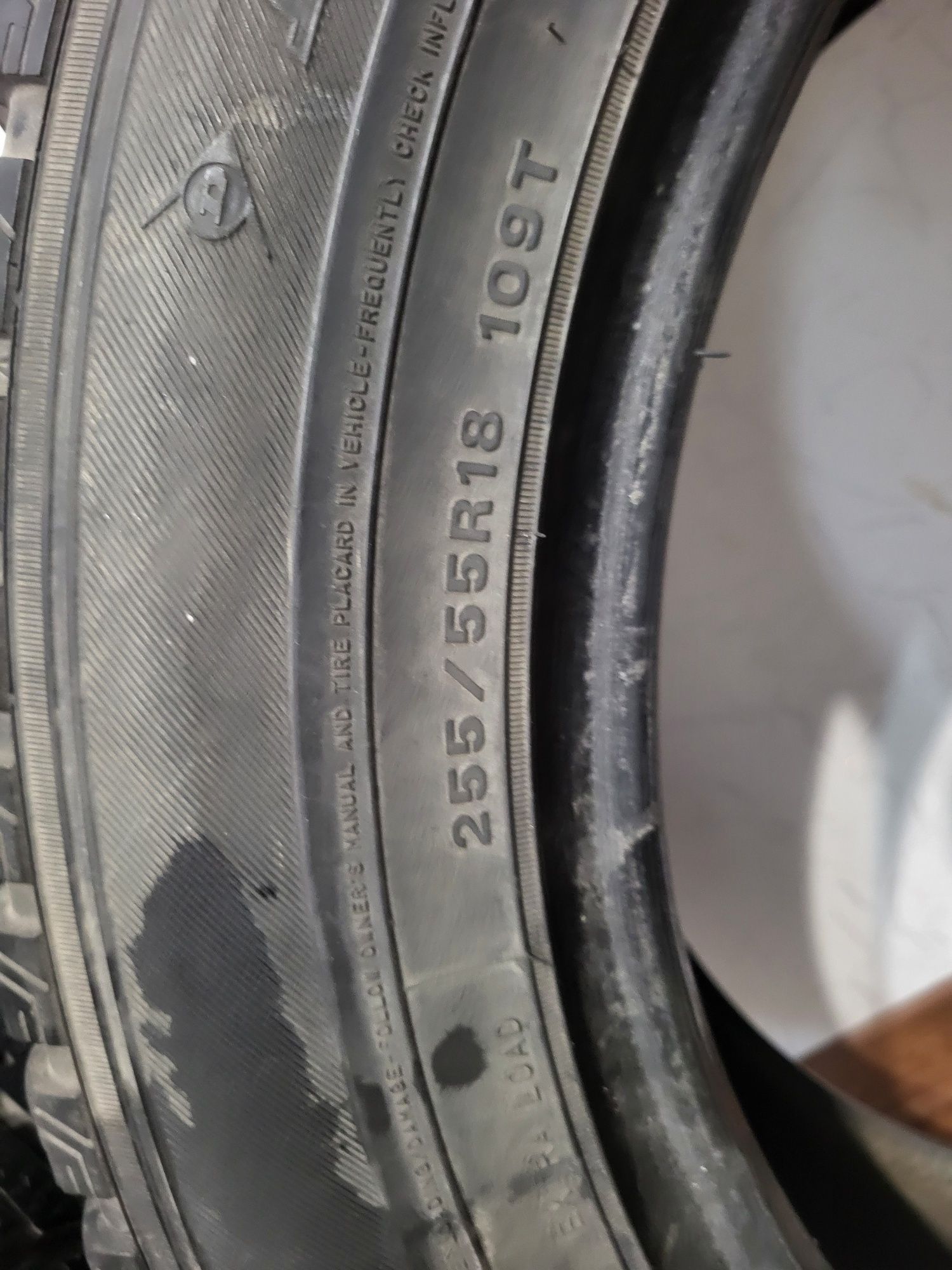 Зимние шины 255/55R18