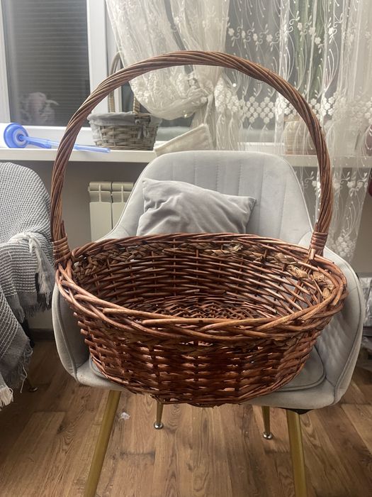 Корзина плетеная для подарков