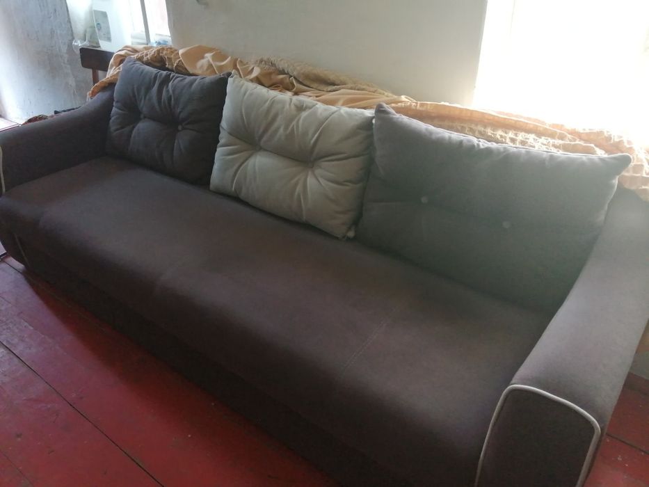Продам новый диван