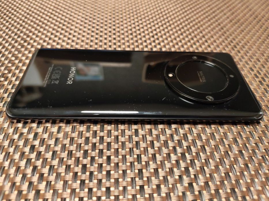 Телефон  Honor Magic 5 Lite