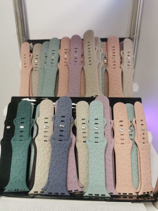 Lot 36 curele Apple Watch silicon.