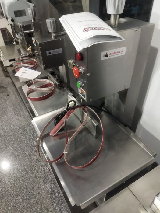 Slayser gusht suyak kesadigan uskuna