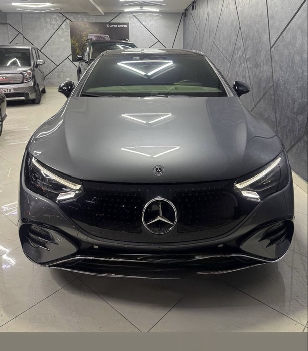 Mercedes EQE 350