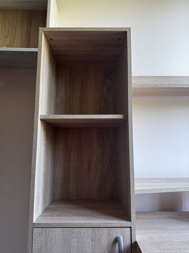 Birou bibliotecă