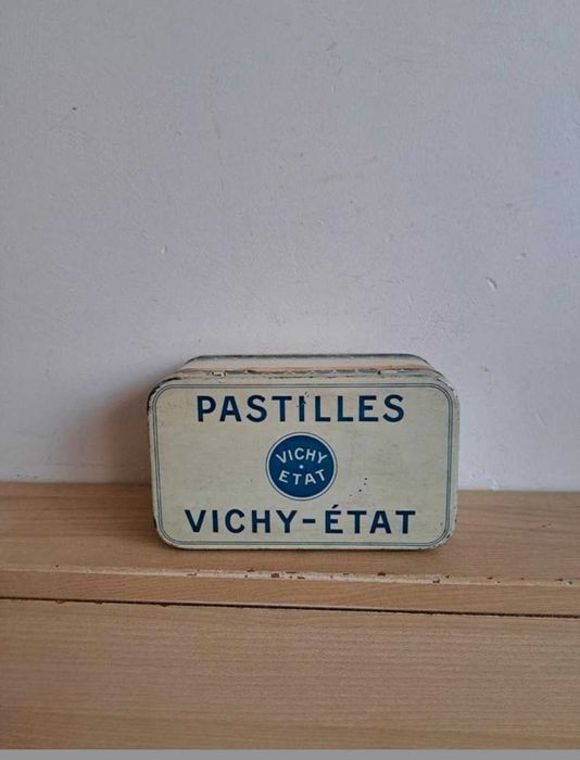 Cutie pentru pastile vintange din metal originală