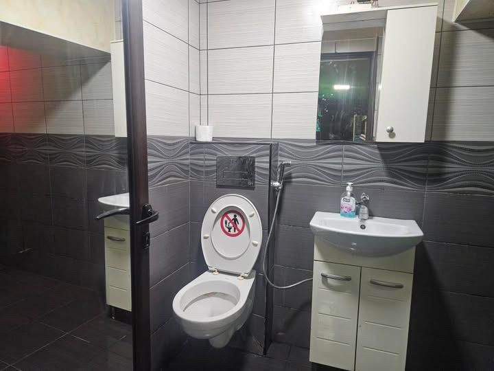 НОВА ВИЗИЯ -Парти зала, бар "General Bar" на вечер във Варна.