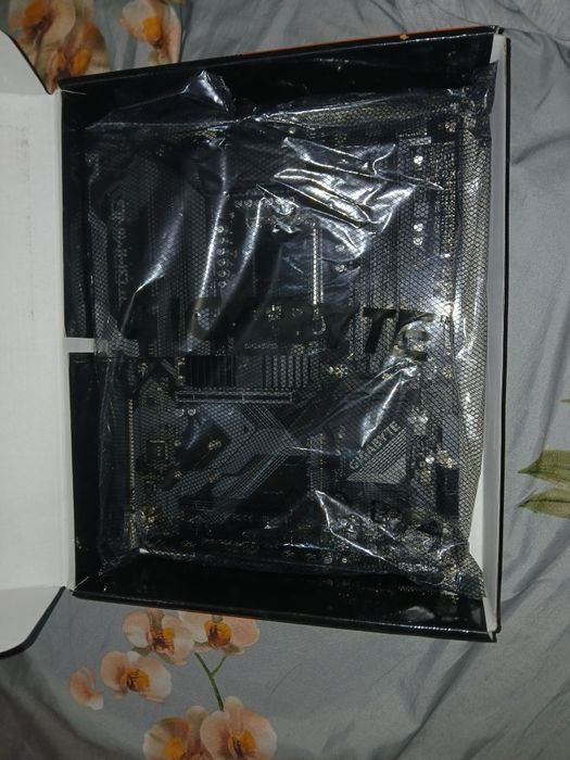 Placa de baza Gigabyte Gaming X DDR4