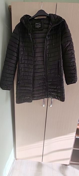 Vând geaca. Mărimea s