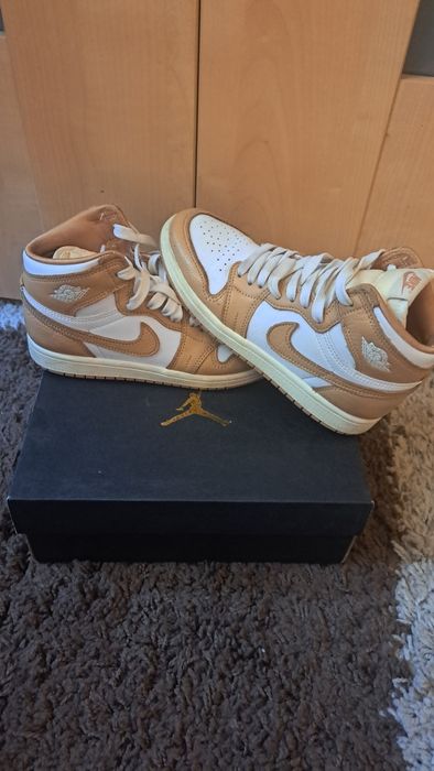 Nike Jordan 1 Retro Praline
