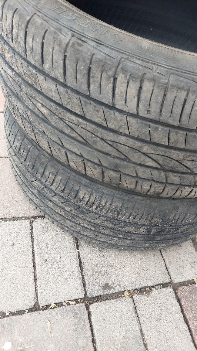 Шины летние б/у 215×55 r17