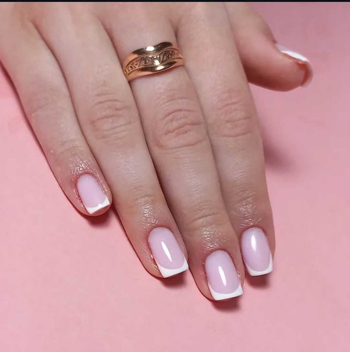 Manichiură gel și semipermanentă