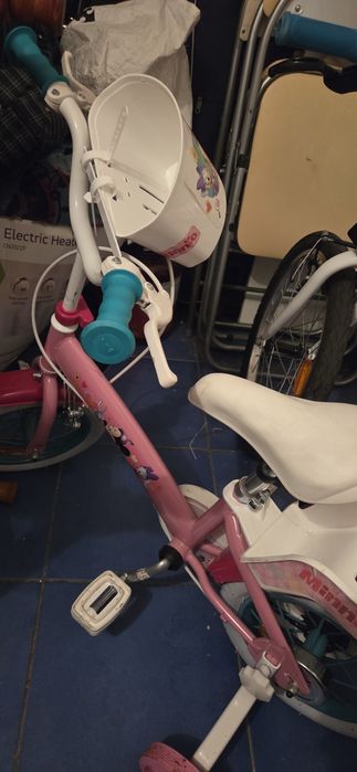 Bicicleta fetite 12" Minnie Mouse Club House