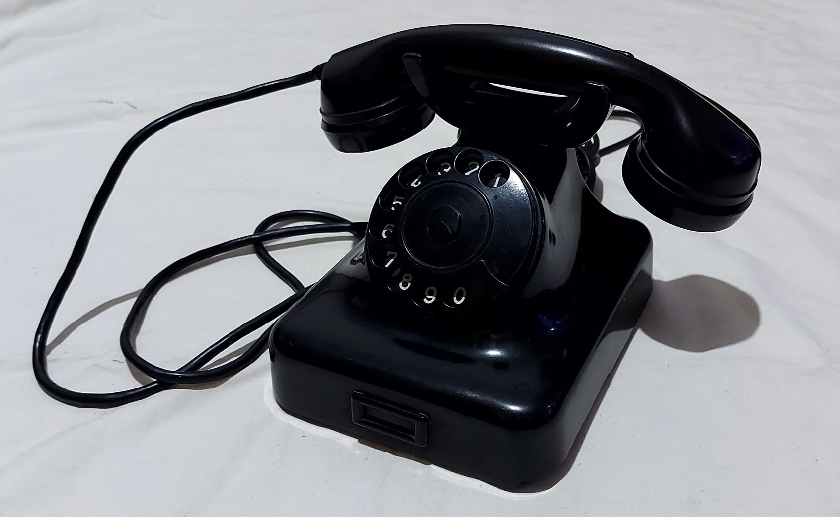 Telefon din bachelita W48 - 1952