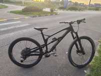 Nukeproof Mega 275 Expert full suspension custom