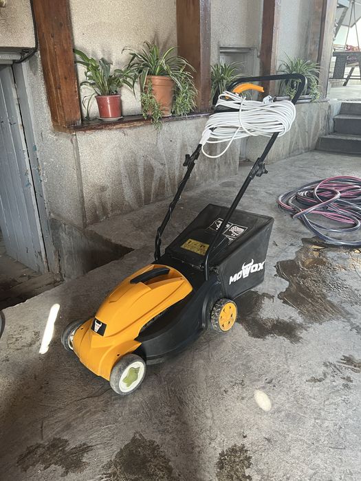 газонокосилка сотилади, чим урадиган мошина сотилади