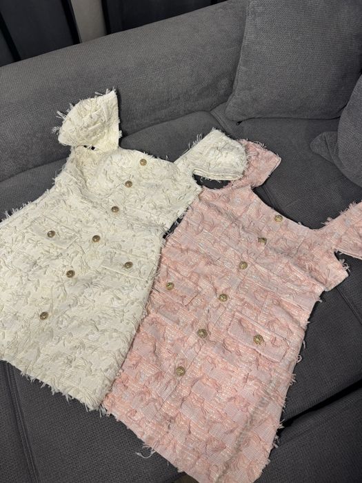 Рокля розова и бяла