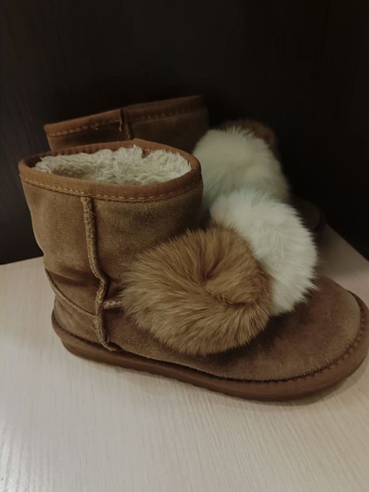 Продам угги детские