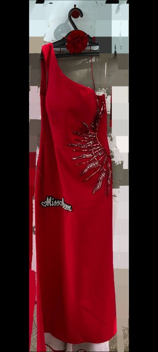 Официялни рокли р