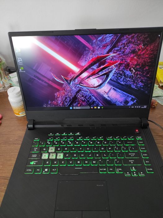 Asus rog strix 3 i7-9750H