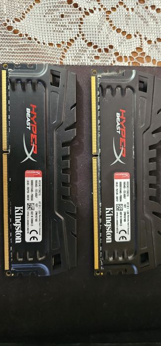 Memorie HyperX Beast 16GB DDR3 2400MHz CL11 Dual Channel la 200 ron