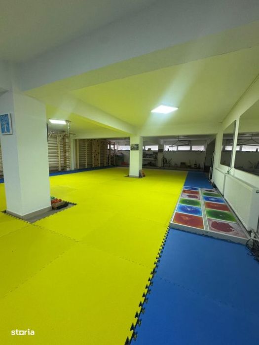 Oportunitate! Spatiu multifunctional  de vanzare! Central!