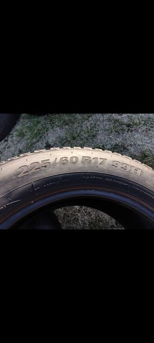 225 60 / 17 Зимни гуми Комплект