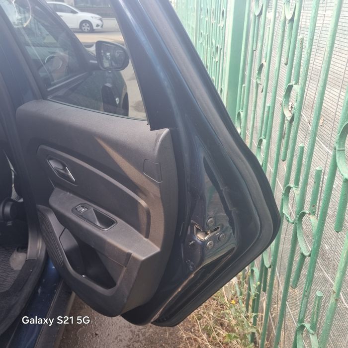 Vând Duster an 2019 proprietar motor 1300 benzina 150cp model dotat !