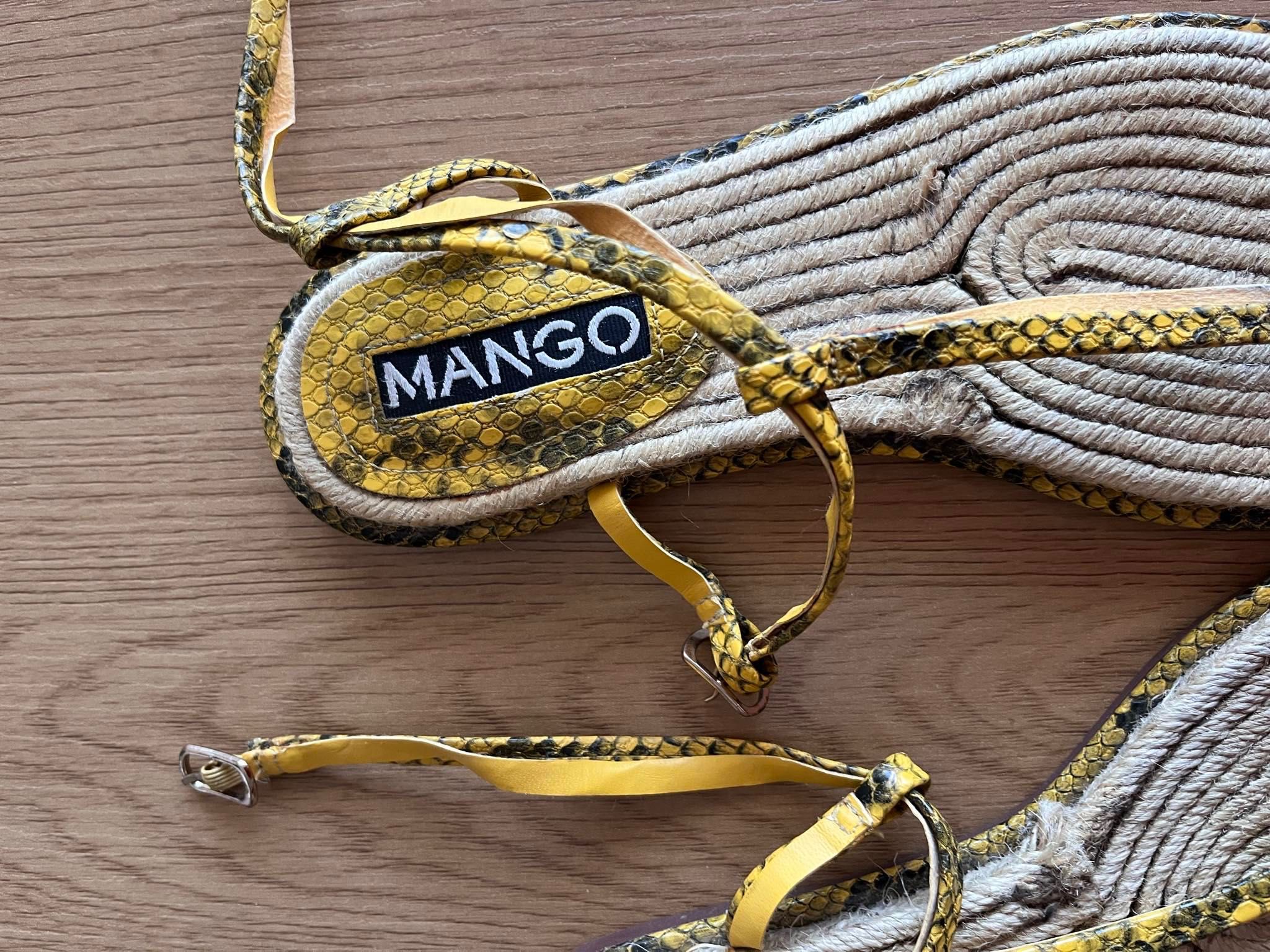 Сандали Mango с каишка