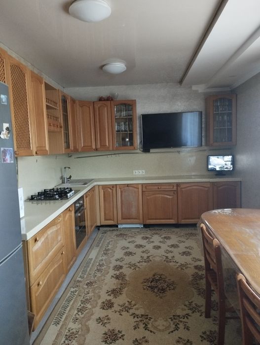 Продам кухонный гарнитур.