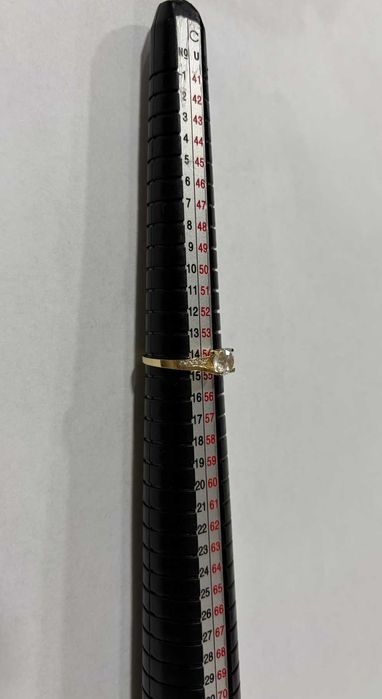 Златен пръстен с камък 1.59грама 14 карата 585