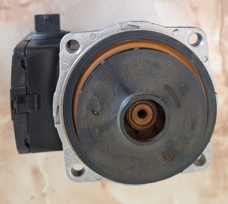 Pompa recirculare Wilo FRSL 15/4.1