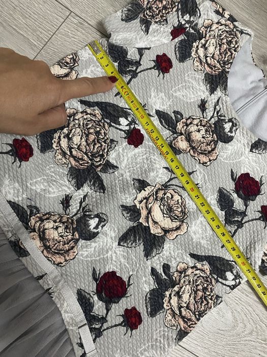 Rochie primigi fetita 6 ani, gri cu flori