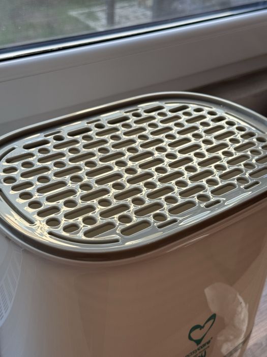 Sterilizator electric 4 in 1 cu abur si functie uscare