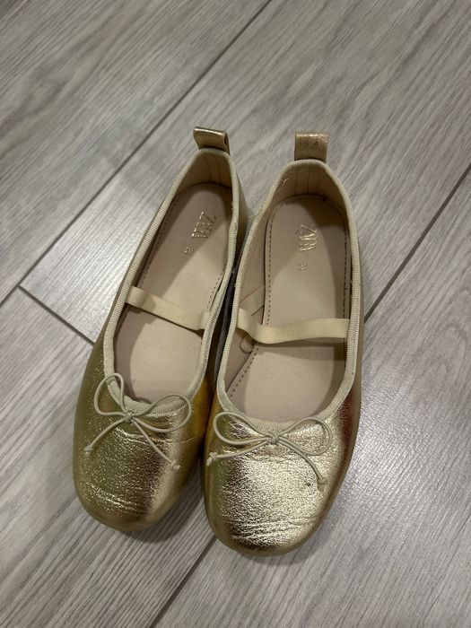 Рокля Petite Fleuer с камъни сваровски 7-8 г