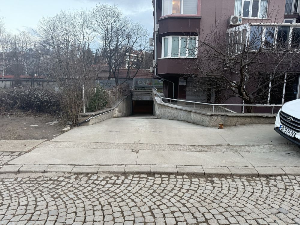 Гараж в кв. Княжево