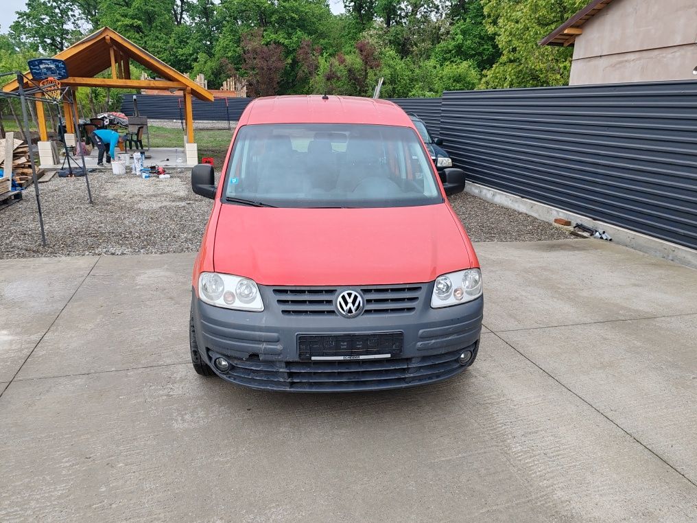 Vând VW Caddy 1,9 Tdi 5 Locuri imp Germania