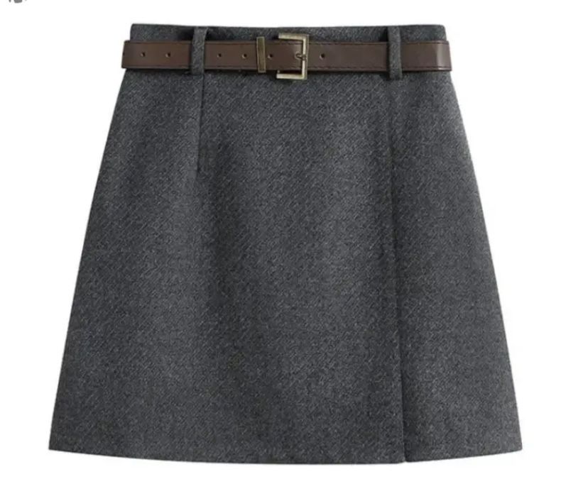 Юбка внутри есть шорты