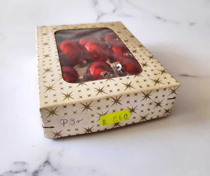 Винтидж коледни стъклени играчки