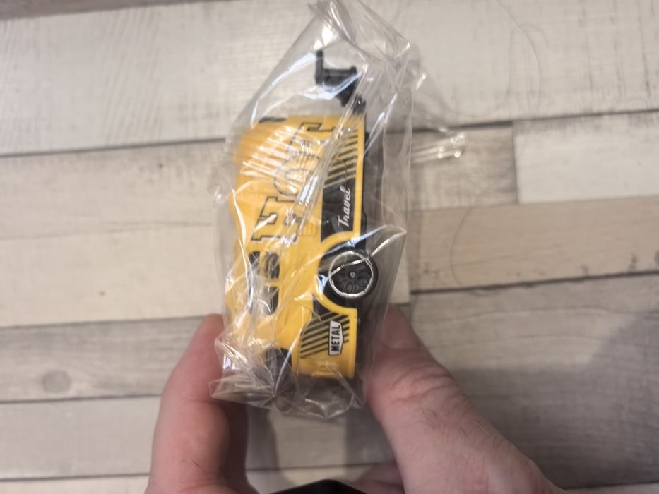 Играчка пикап с ремарке