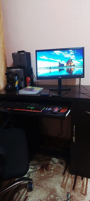 Продаётся Компьютер LG...