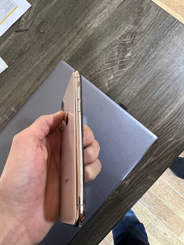 Iphone xs 64 g gold