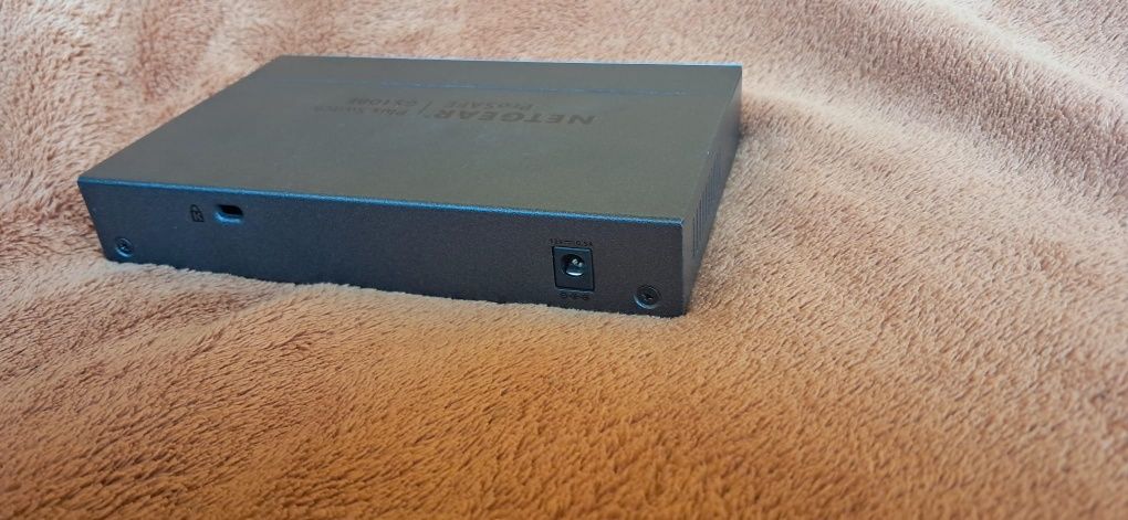 Switch Netgear GS108E