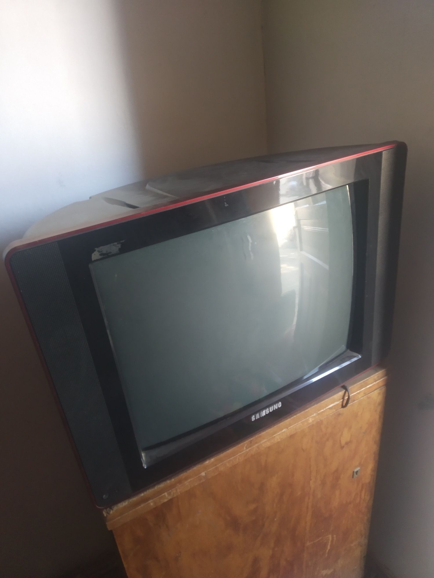 Samsung televizor sotiladi