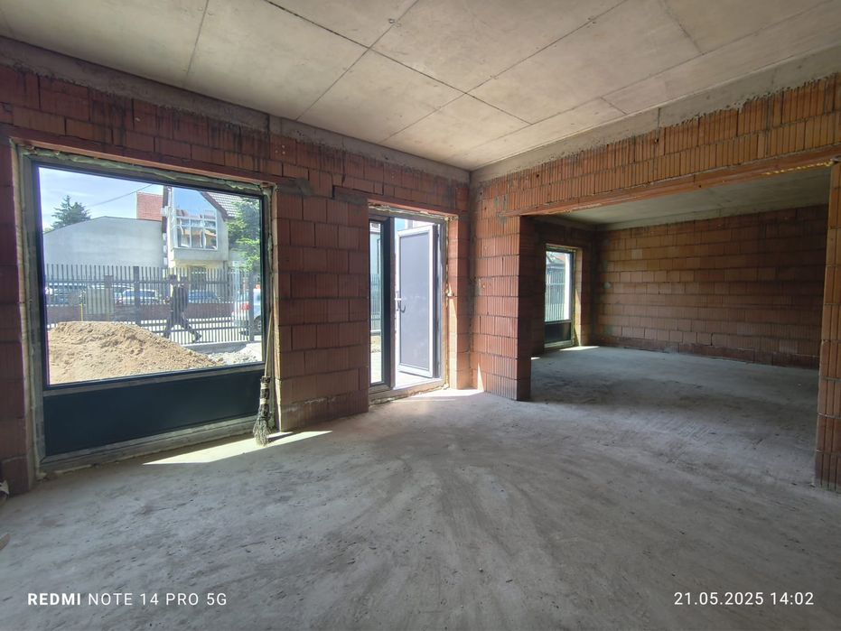 Clădire de vânzare pt birouri zona Iulius Mall