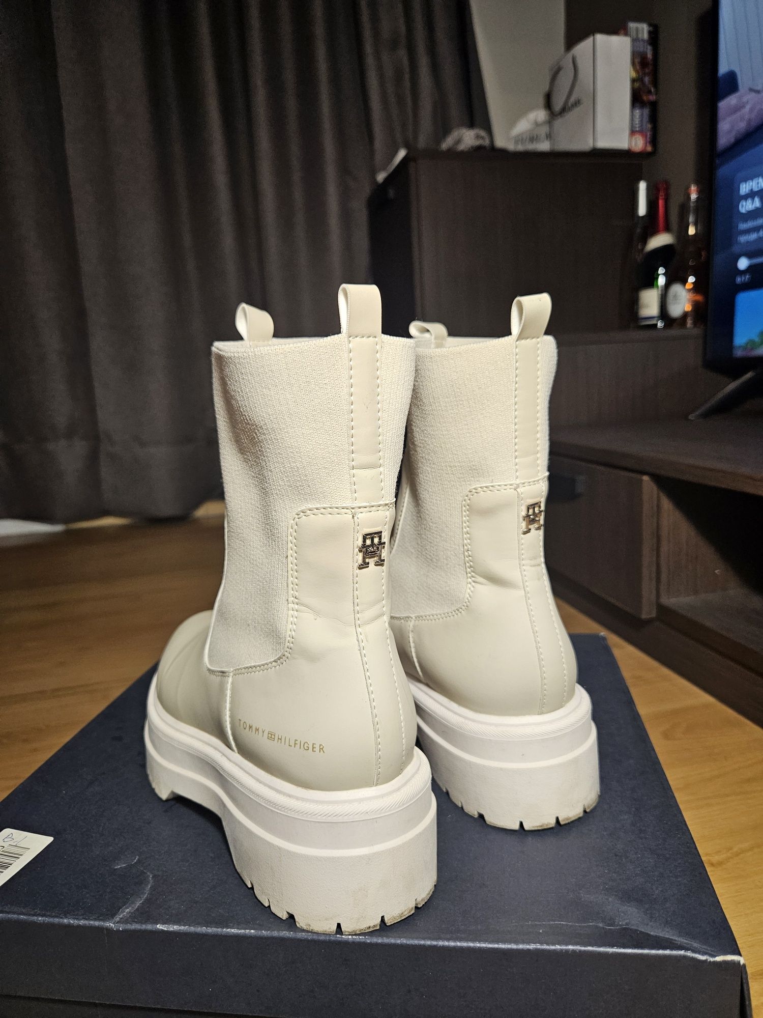 Дамски боти Tommy Hilfiger