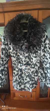 Дамско палто с тигров принт - 20.00 лв.