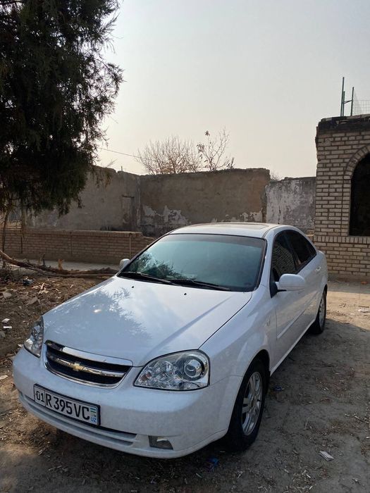 Lasetti 2013 1.6 avtamat 100%toza kraska